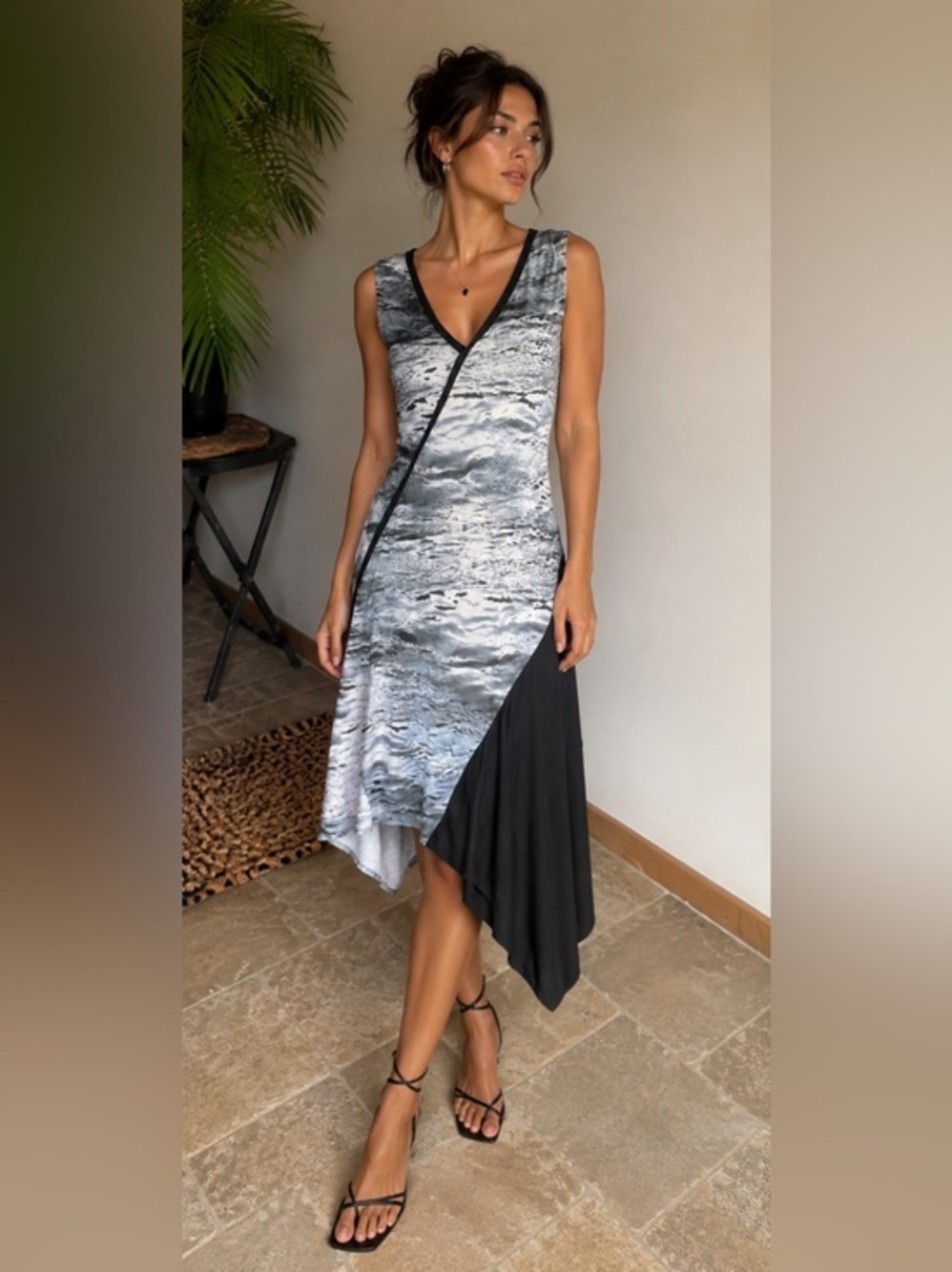 Suki + Solaine Dress Abstract Design Asymmetrical Hem XS